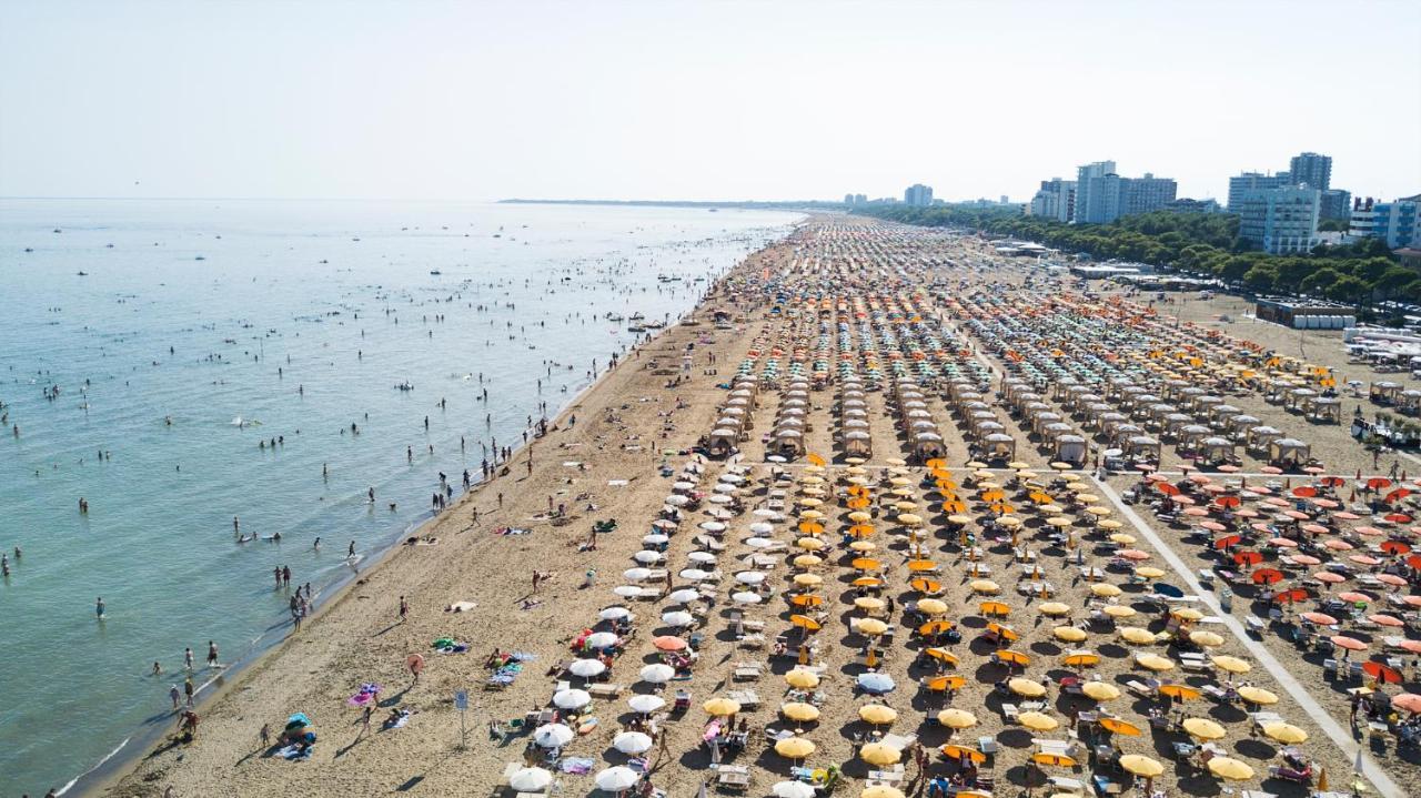 Villa Beethoven Lignano Sabbiadoro Eksteriør bilde